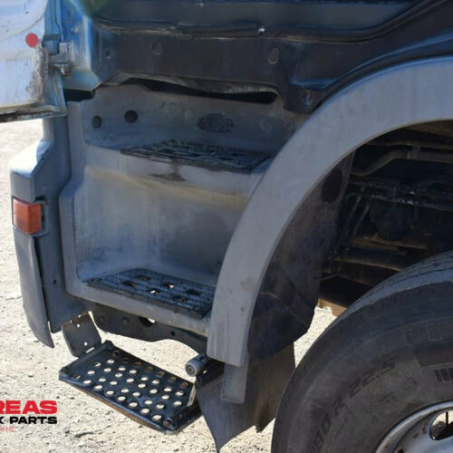 MERCEDES ACTROS MP2 FOOTREST