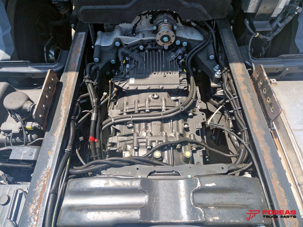 MAN TGS 26.320 EURO6 CAB CHASSIS TRUCK - Image 15