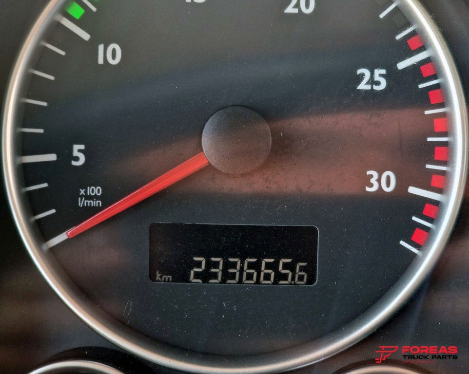 MAN TGS 26.320 EURO6 CAB CHASSIS TRUCK - Image 23