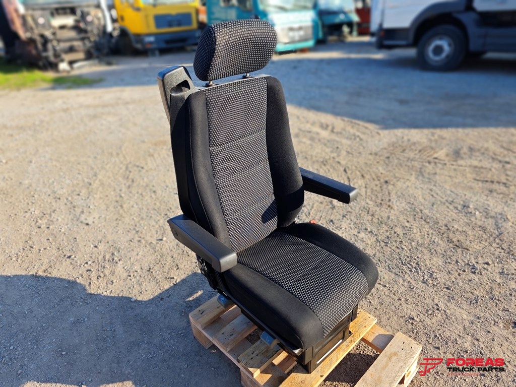 MITTELSITZ MERCEDES ACTROS MP3